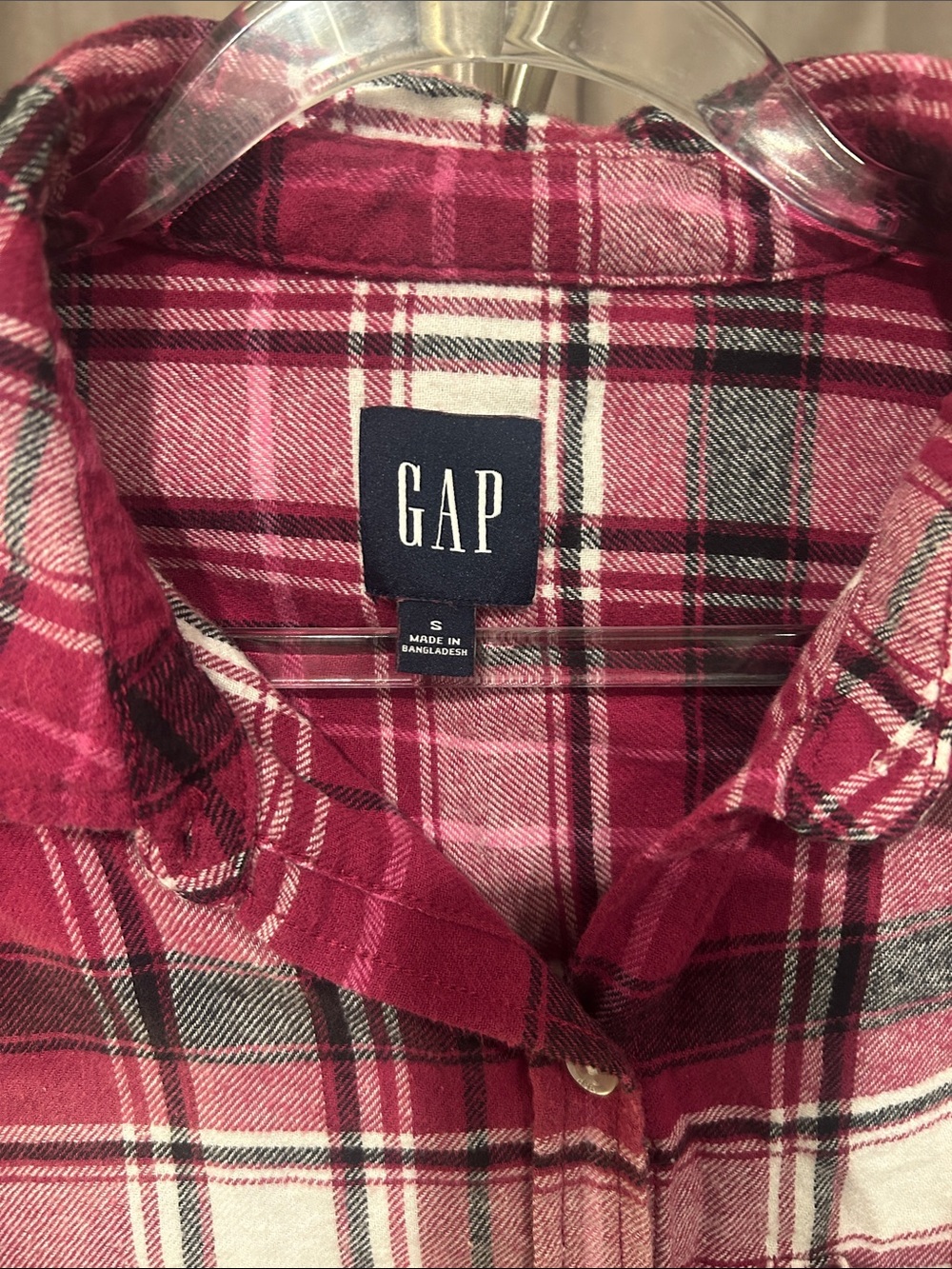GAP women’s Burgundy and White Plaid Button-Down Shirt - Picture 2 of 5